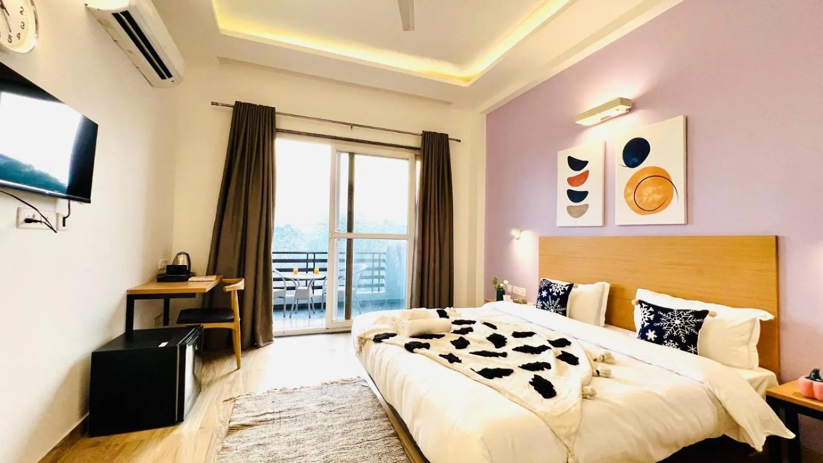 Bluo Medicity - Hotel 古尔冈